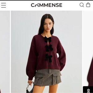 Commense Elegant Burgundy Cardigan
